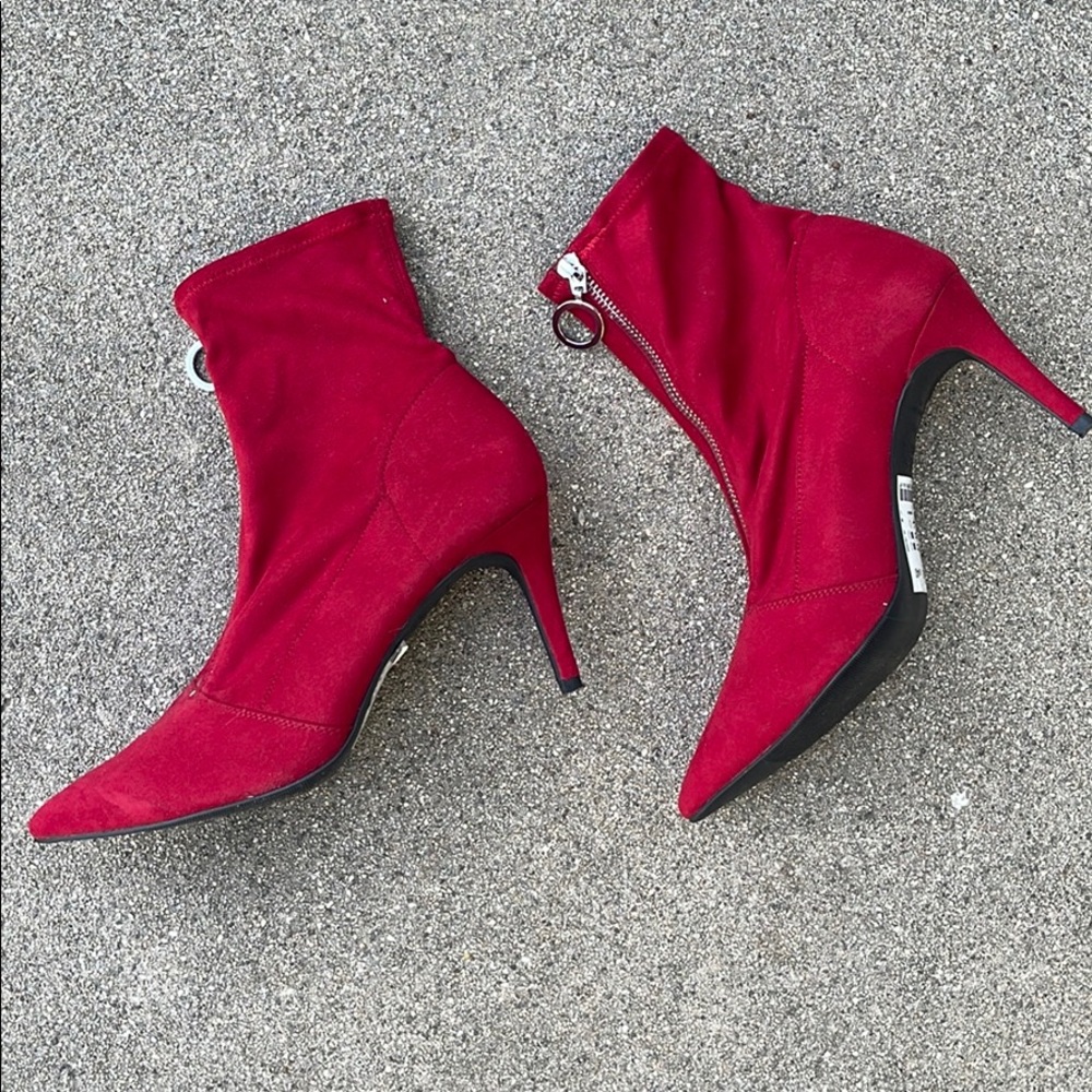 Red booties ⚡️ - Picture 2 of 3